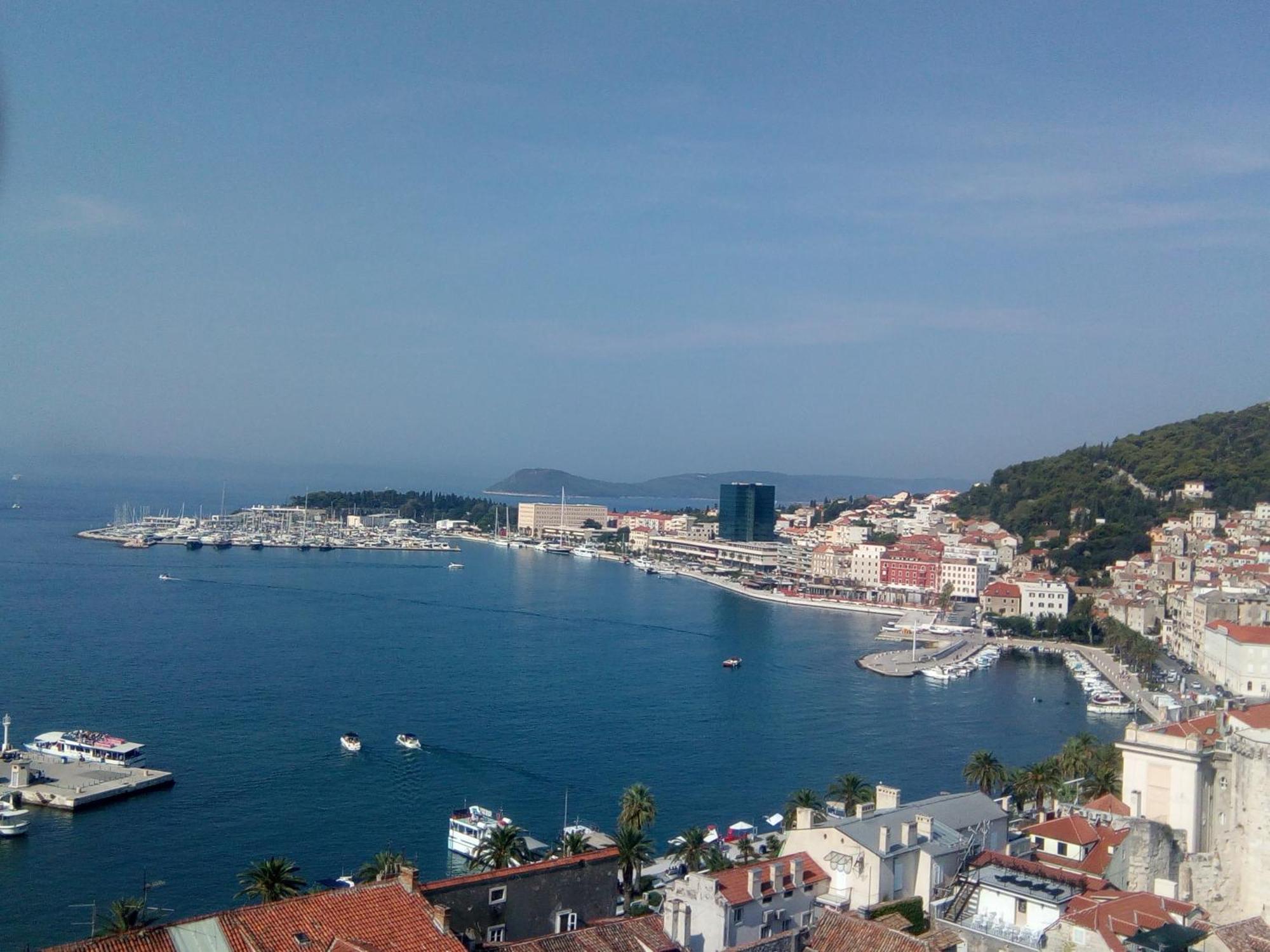 A Small Apartment For A Great Vacation "Ludi" Split Eksteriør bilde